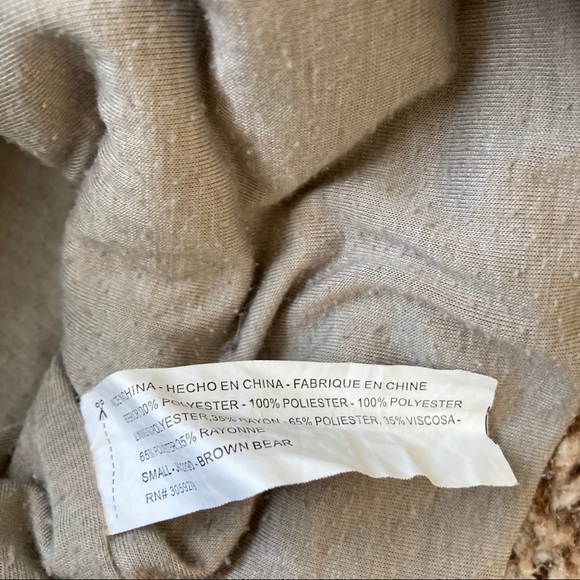 Altar’d State Sherpa polyester fleece 1/4 zip pullover. EUC - Picture 3 of 4